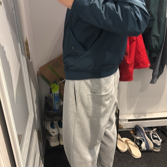 XL Old Navy Bomber Jacket - Picture 7 of 7